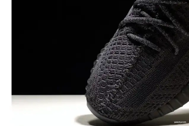 V2 MENS FU9006 350 YEEZY BLACK ADIDAS BOOST 0614